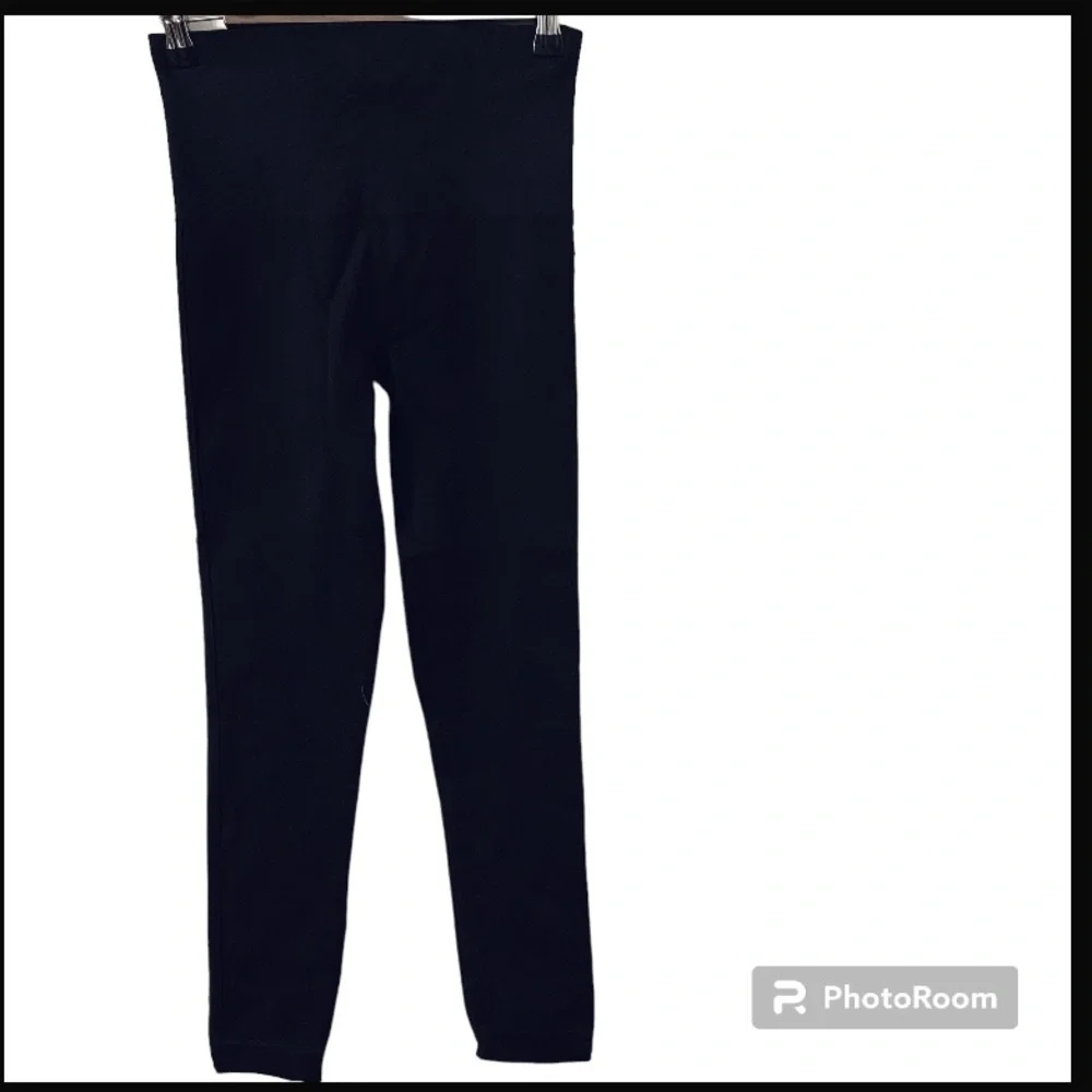 Spanx Black Pull On Skinny Pull On Leggings Size Medium. - Picture 2 of 5